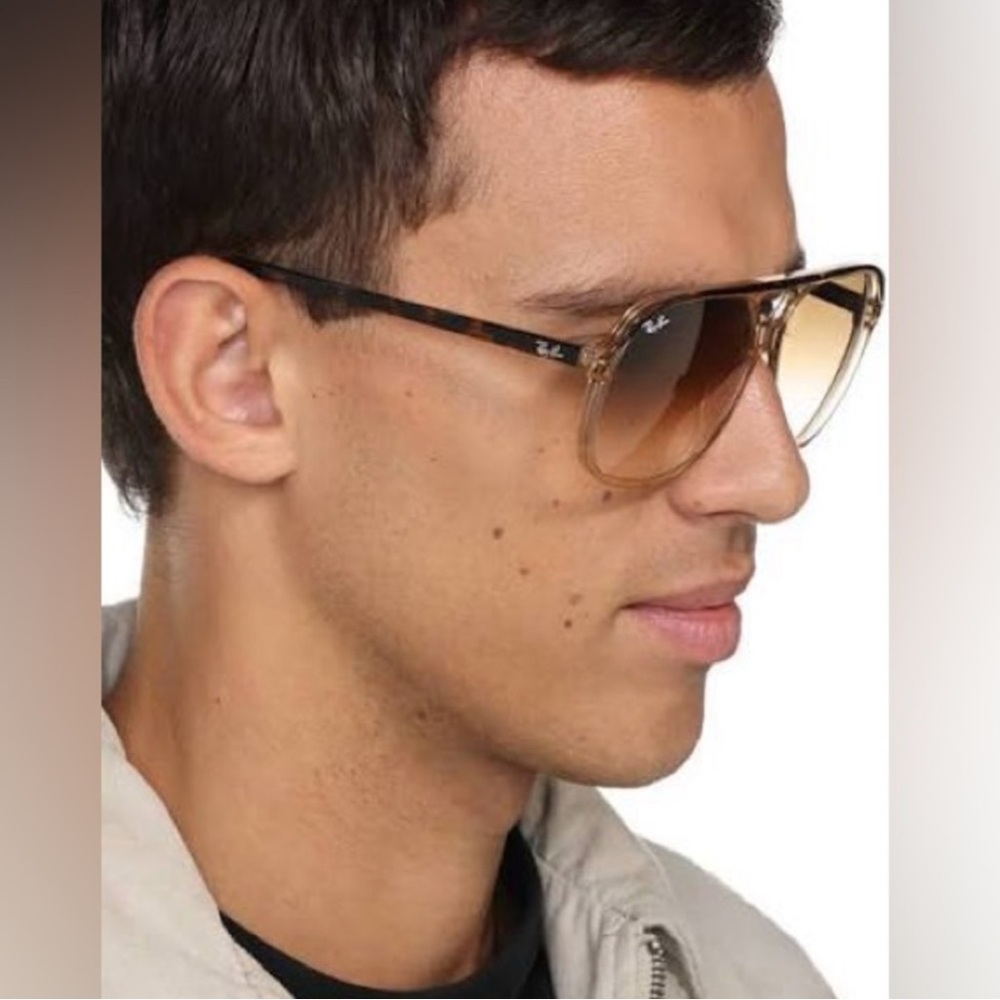 Ray-Ban Bill Polished Havana On Transparent Brown
Light Brown Gradient 80s Inspo - Picture 10 of 11